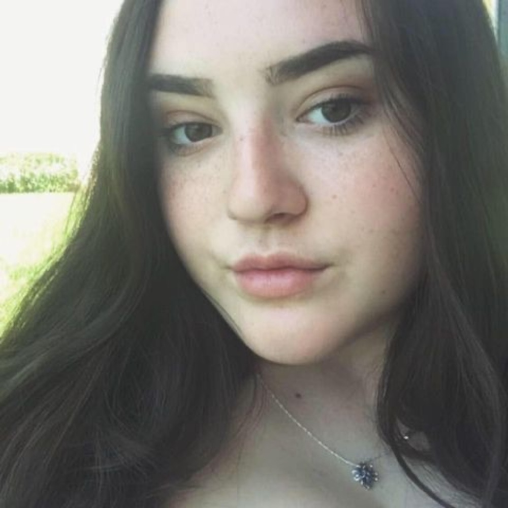 Meet your Posher, Maia
